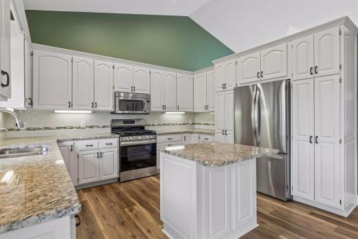 11877 Cottonwood Street NW, Minneapolis, MN 55448