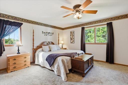 Primary bedroom with private en-suite bathroom.