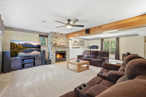 1087 Tanney Lane, Hudson, WI 54016