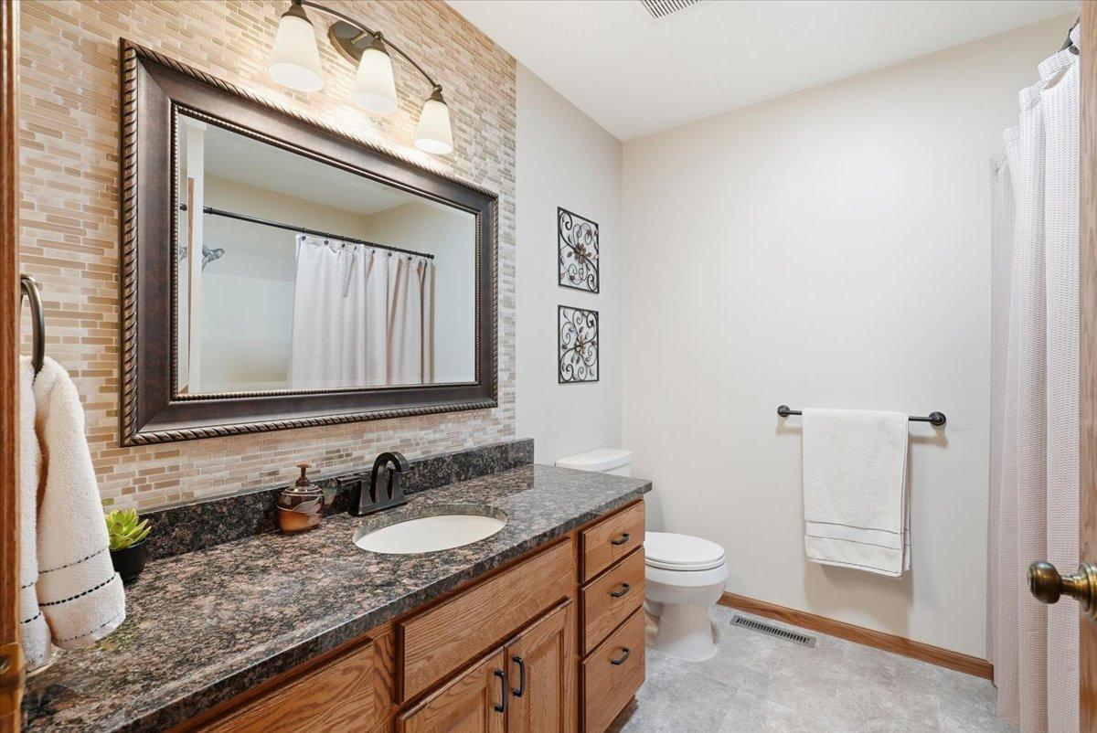 2nd full bath upper level.