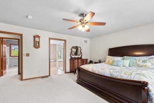 9108 Decatur Avenue S, Bloomington, MN 55438