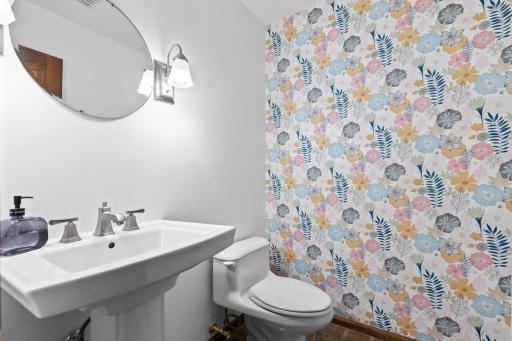 9108 Decatur Avenue S, Bloomington, MN 55438