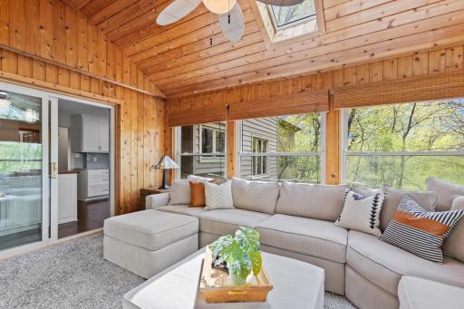 9108 Decatur Avenue S, Bloomington, MN 55438