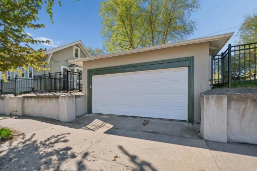 Two-car garage opens onto 45th - no alley