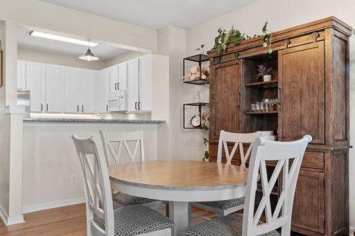 1708 Countryside Drive, Shakopee, MN 55379