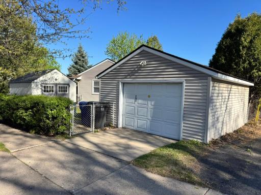 782 Howard Street N, Saint Paul, MN 55119