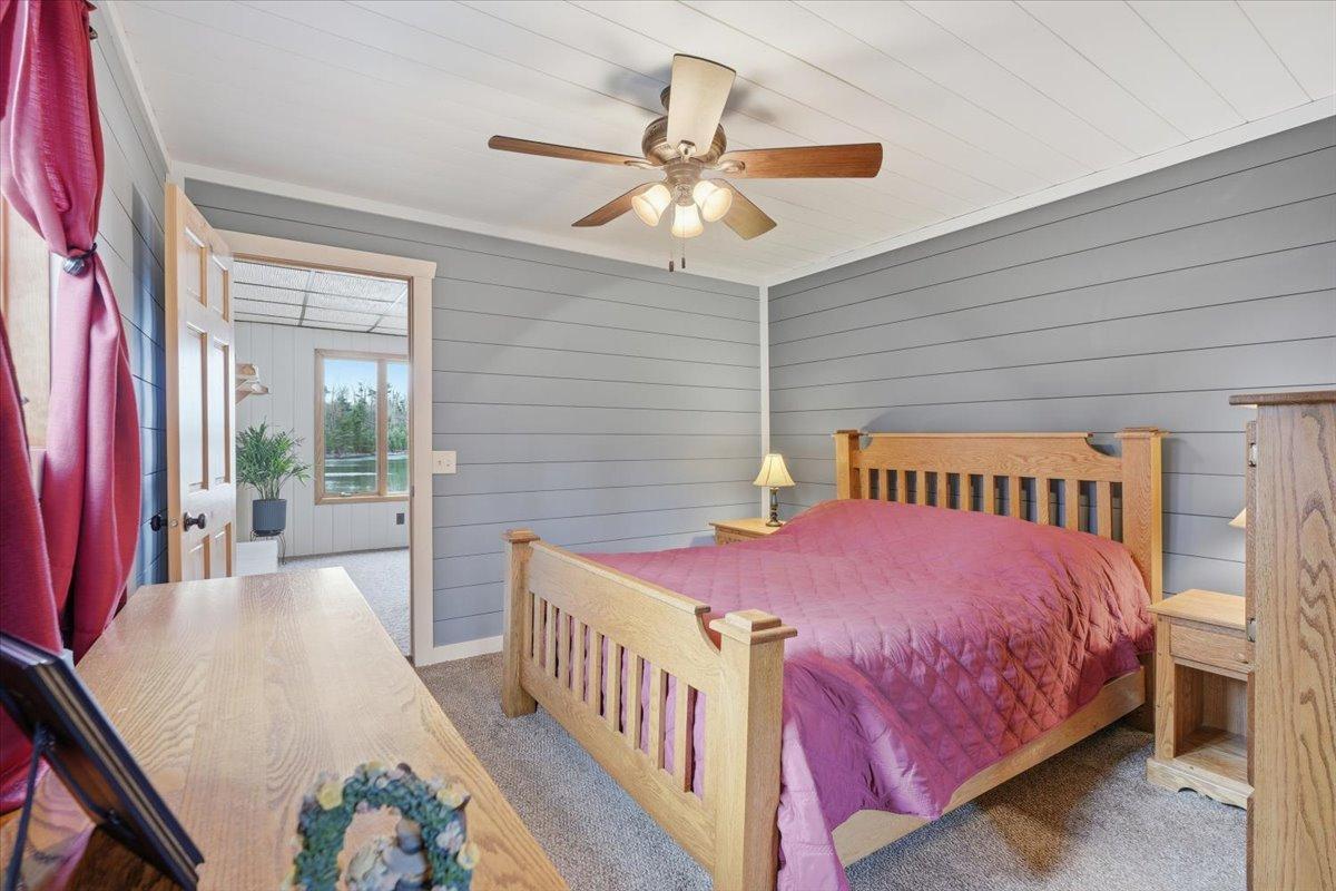 16-Primary Bedroom.jpg