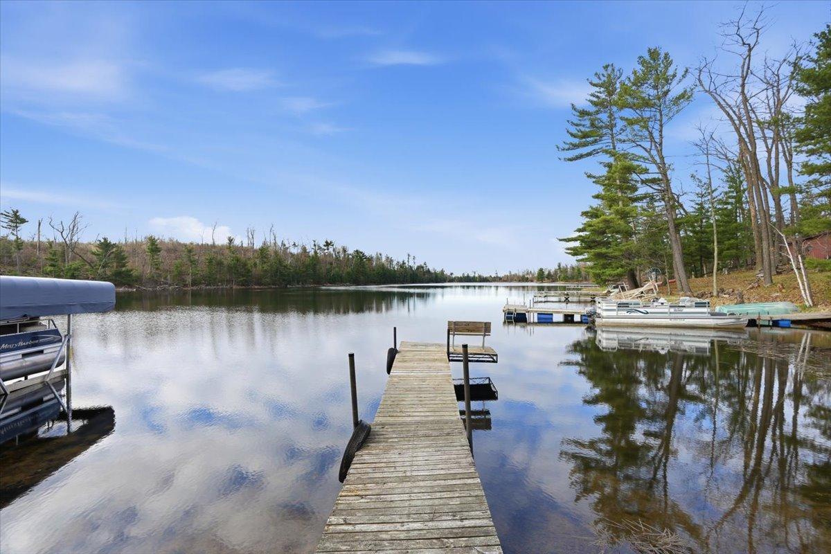 32-Lake View.jpg