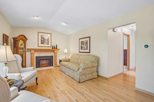 15631 Skyline Avenue NW, Prior Lake, MN 55372
