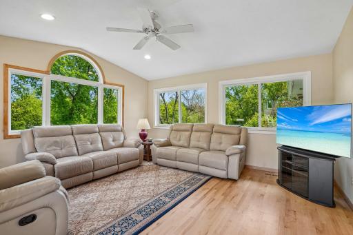 15631 Skyline Avenue NW, Prior Lake, MN 55372