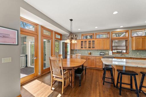 13724 Nevada Circle, Savage, MN 55378