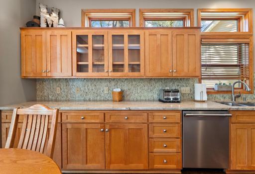 13724 Nevada Circle, Savage, MN 55378