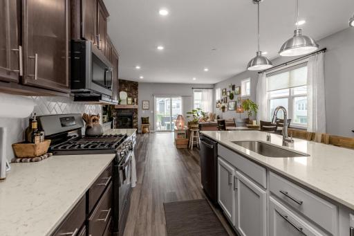 10852 Harbor Lane N, Maple Grove, MN 55369