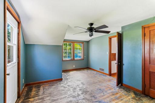 W5352 County Road N, Beldenville, WI 54003