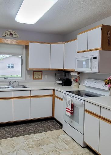 310 Antelope Avenue SW, Forman, ND 58032
