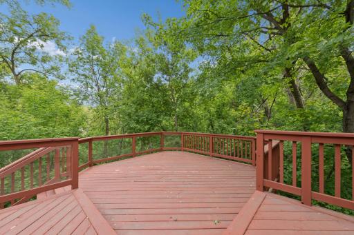 8655 Hunters Way, Saint Paul, MN 55124
