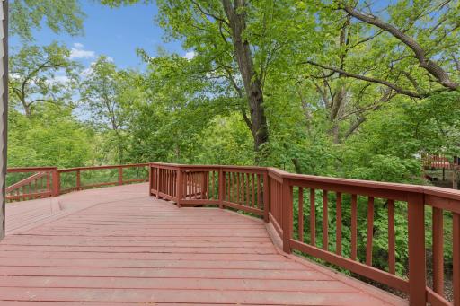 8655 Hunters Way, Saint Paul, MN 55124