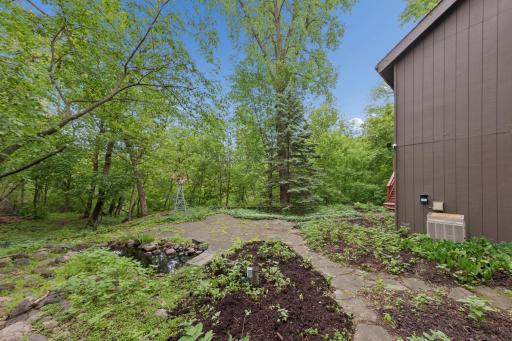 8655 Hunters Way, Saint Paul, MN 55124