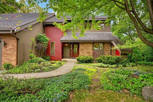 Enchanting! .80 acres of bliss. Come garden here!