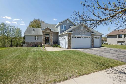 3007 Crescent Ridge Trail, Saint Cloud, MN 56301