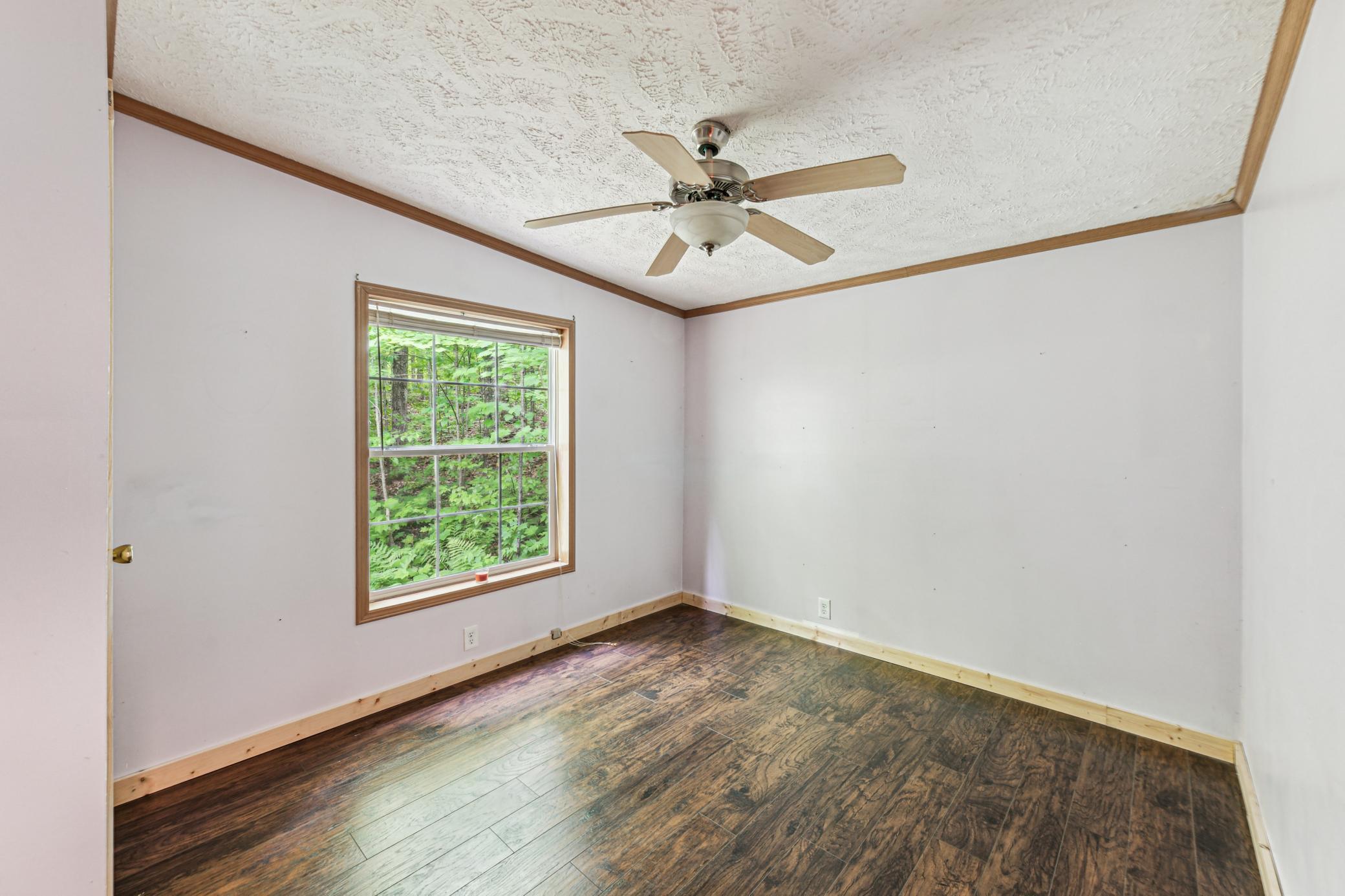 12_Interior.jpg