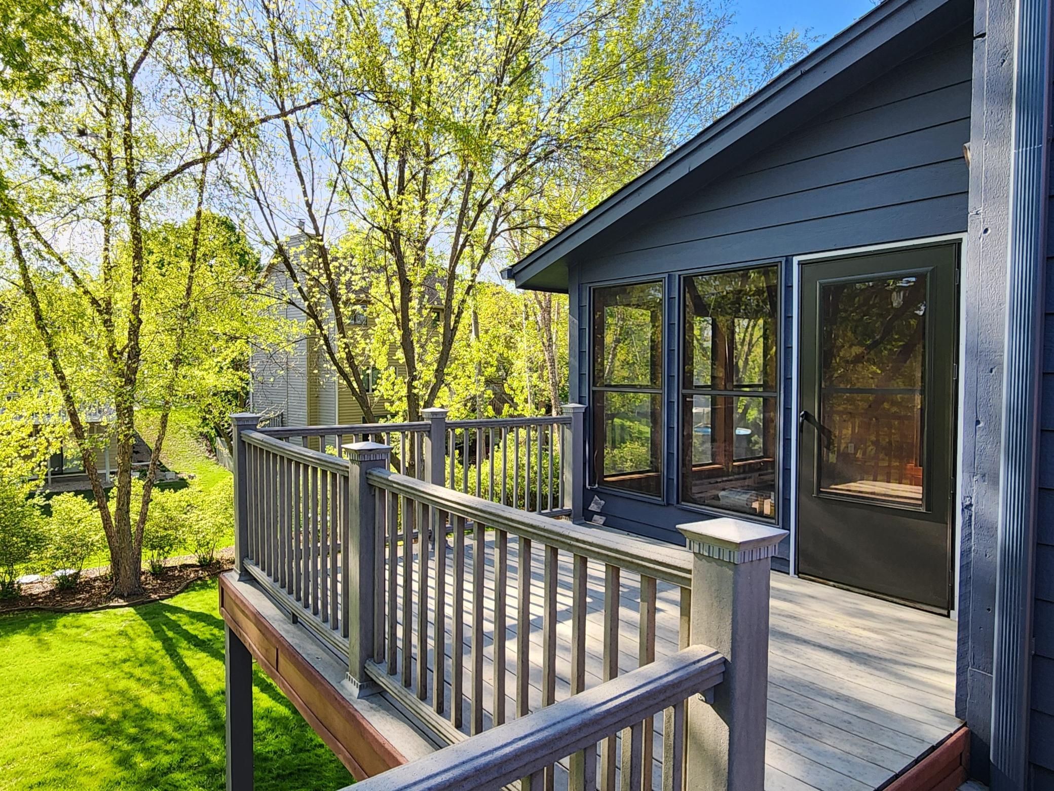 Enjoy bug free nights or your morning coffee in the 3 season porch. Sellers use a portable floor heater for the spring and fall months.