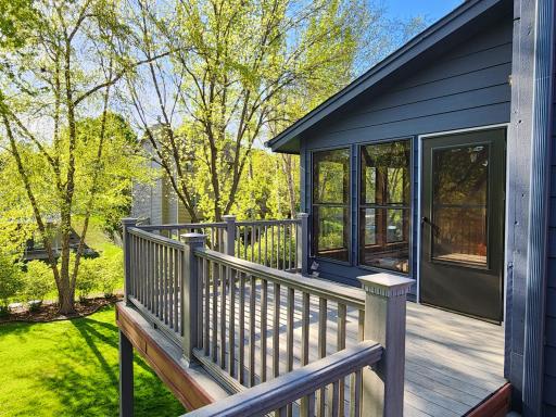Enjoy bug free nights or your morning coffee in the 3 season porch. Sellers use a portable floor heater for the spring and fall months.
