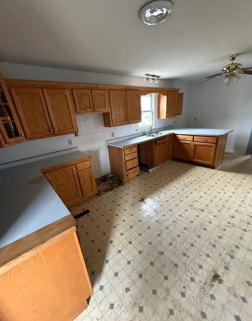Kitchen3.JPG