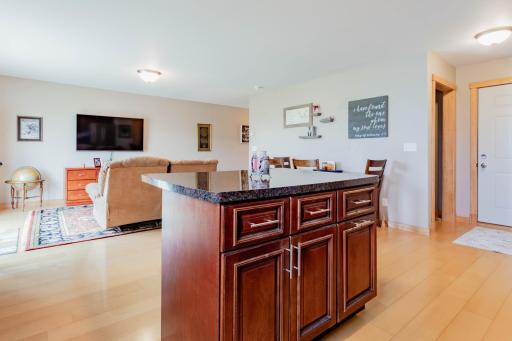 4290 Estate Drive S, Fargo, ND 58104