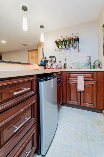 4290 Estate Drive S, Fargo, ND 58104