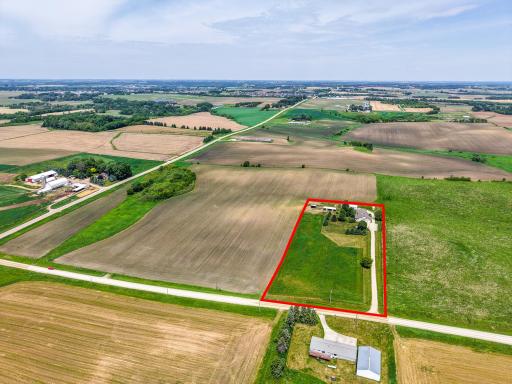 8229 10th Street SW, Byron, MN 55920