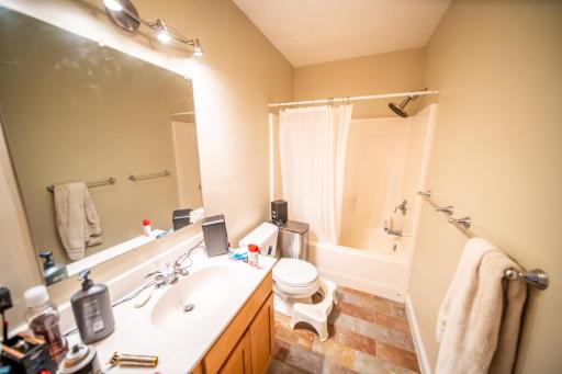 8229 10th Street SW, Byron, MN 55920