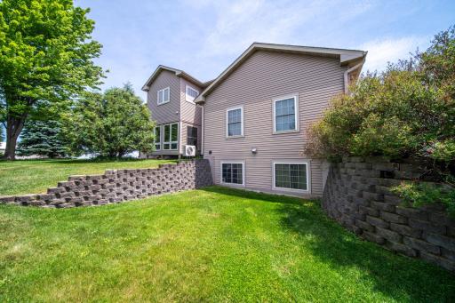 8229 10th Street SW, Byron, MN 55920