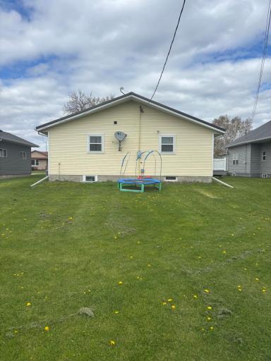 813 2nd Street W, Morgan, MN 56266