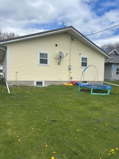 813 2nd Street W, Morgan, MN 56266