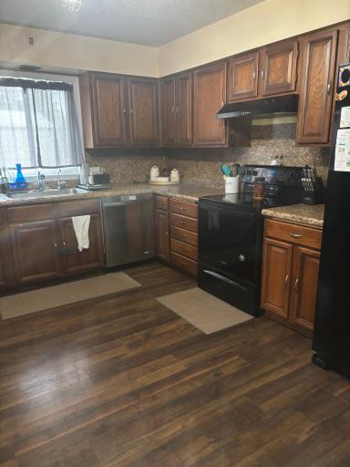 813 2nd Street W, Morgan, MN 56266