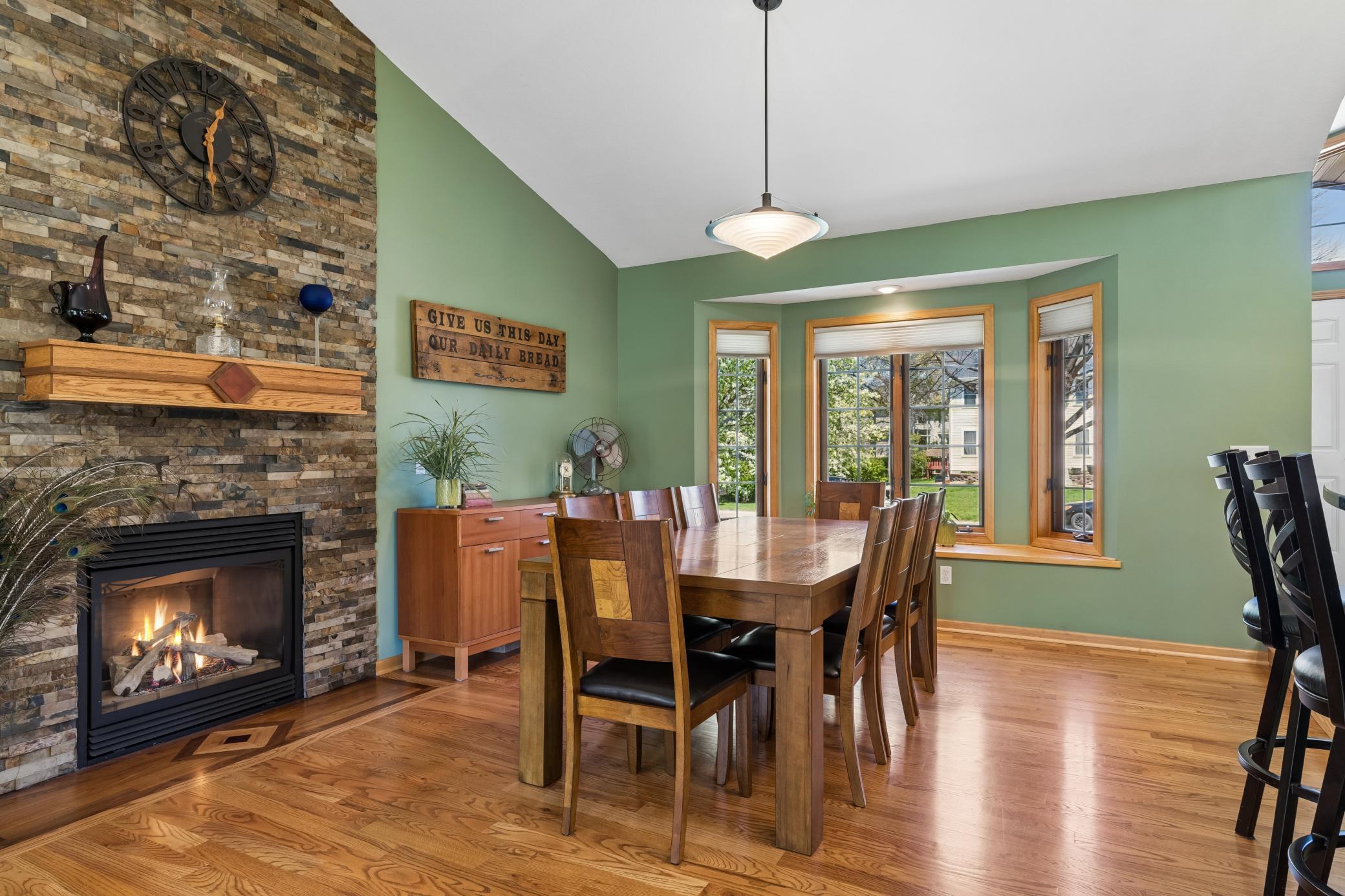 Stunning stone gas fireplace and hardwood floors!