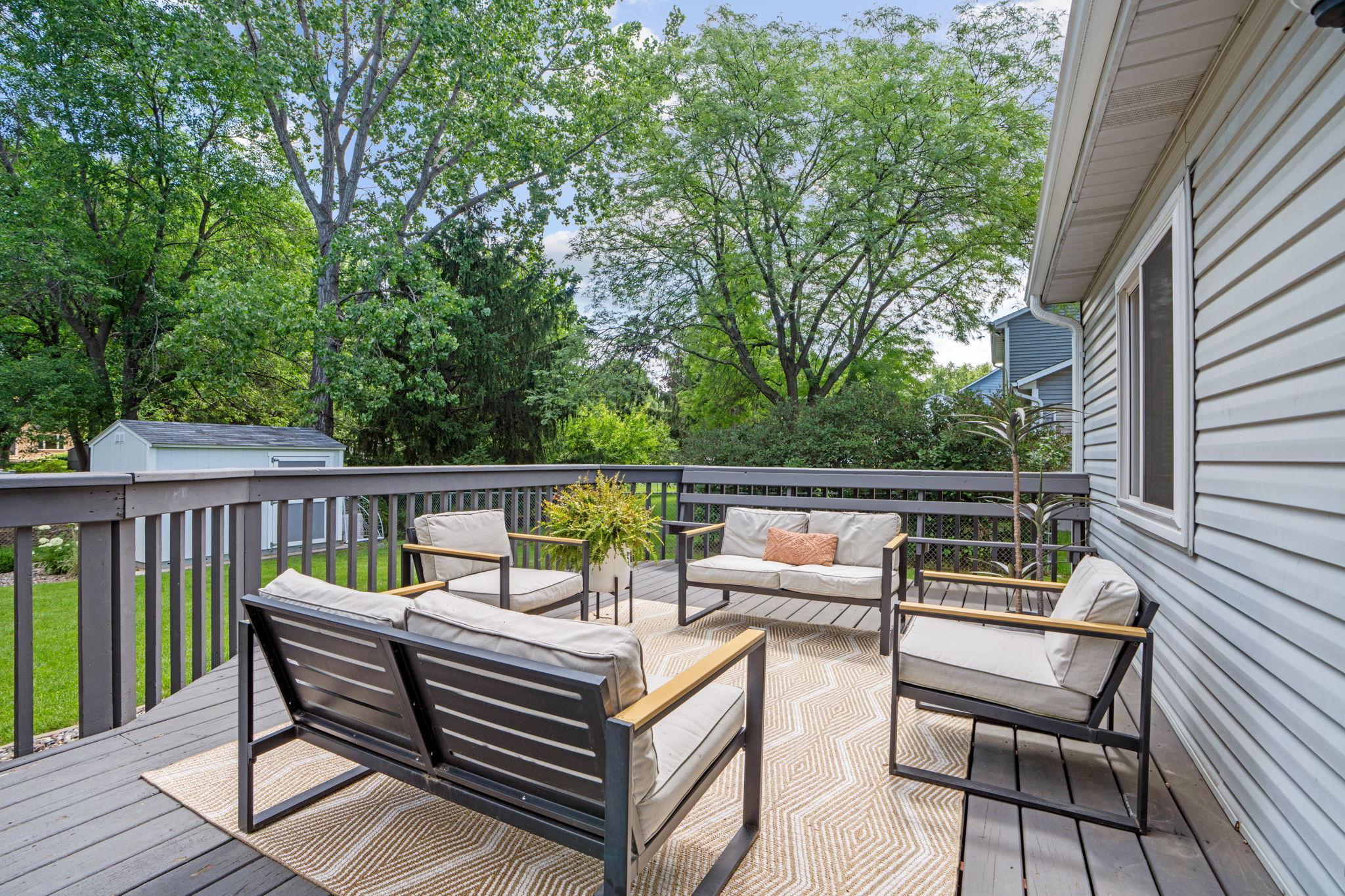 12-web-or-mls-9648 Quanitco Ln N-12.jpg