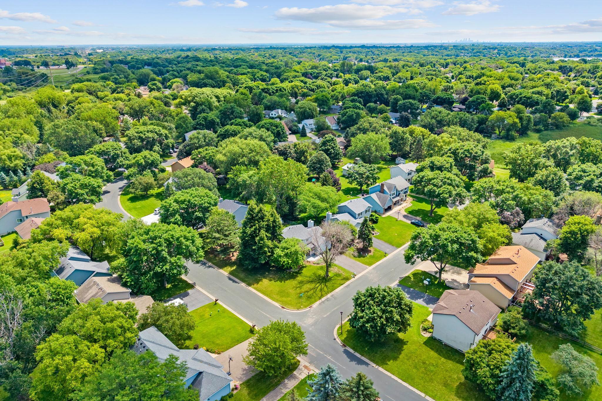 20-web-or-mls-9648 Quanitco Ln N-20.jpg