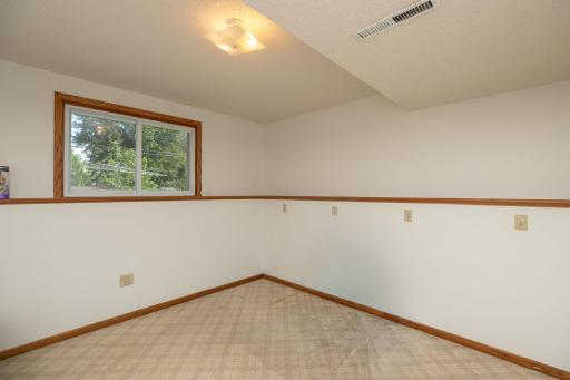 1811 43rd Street NW, Rochester, MN 55901
