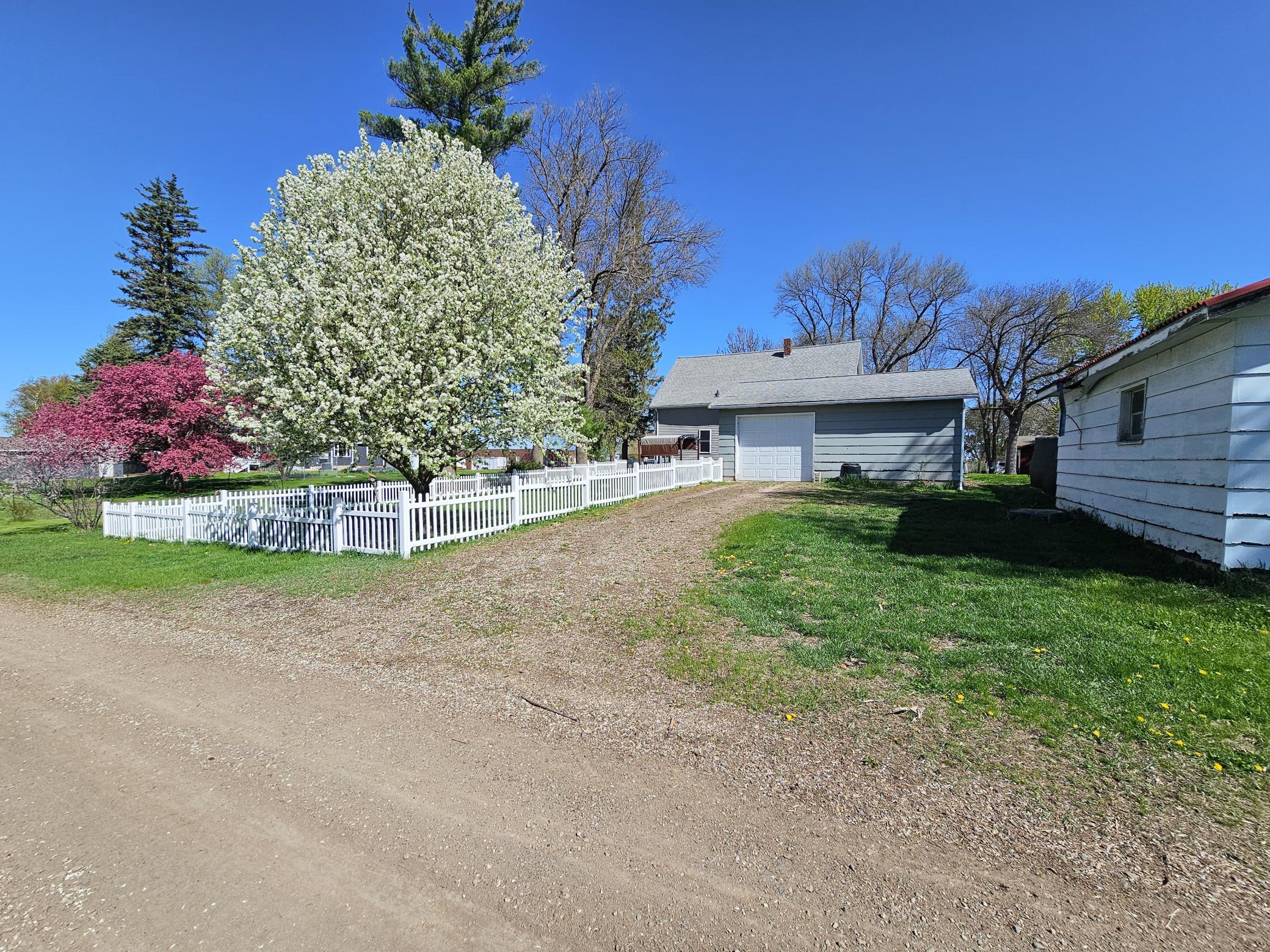 Photo 28