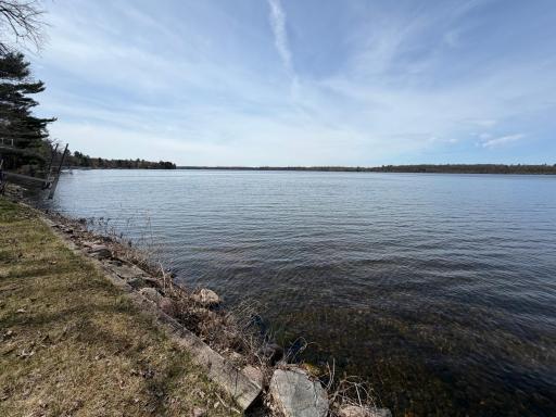 8883 Paradise Beach Road, Brainerd, MN 56401
