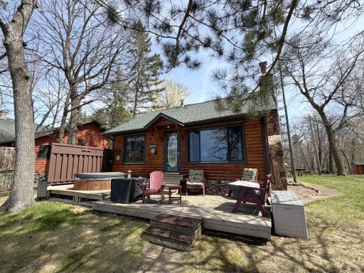8883 Paradise Beach Road, Brainerd, MN 56401