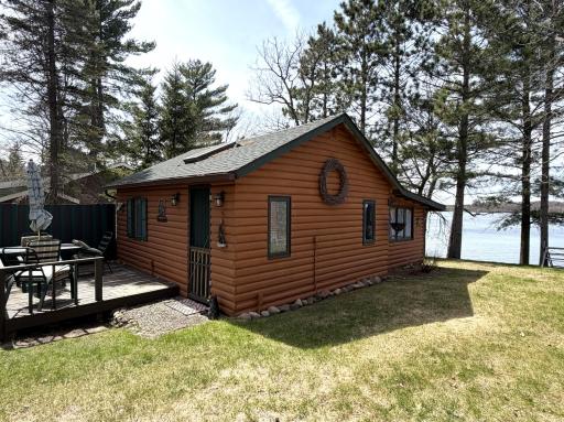8883 Paradise Beach Road, Brainerd, MN 56401