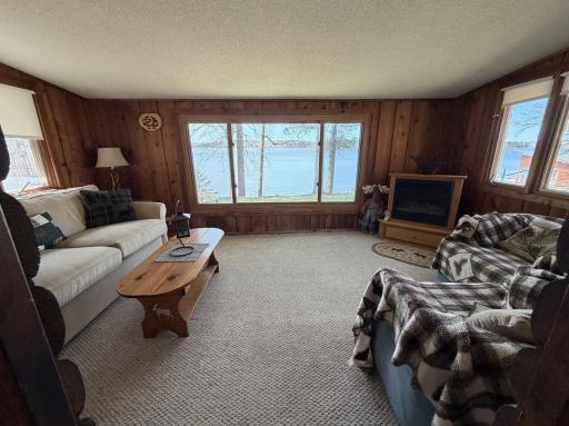 8883 Paradise Beach Road, Brainerd, MN 56401