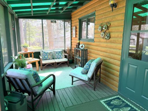 8883 Paradise Beach Road, Brainerd, MN 56401