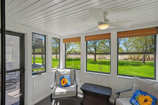 4555 Niagara Lane N, Minneapolis, MN 55446