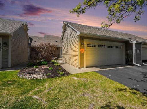 4555 Niagara Lane N, Minneapolis, MN 55446