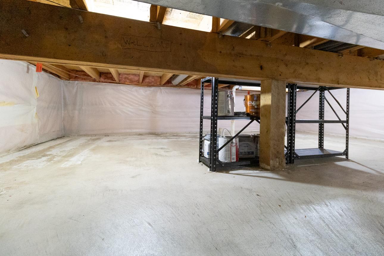 Huge Storage Crawlspace