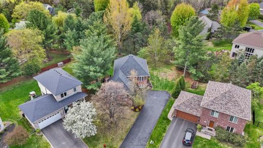 2100 Hunter Hill Court, Hudson, WI 54016